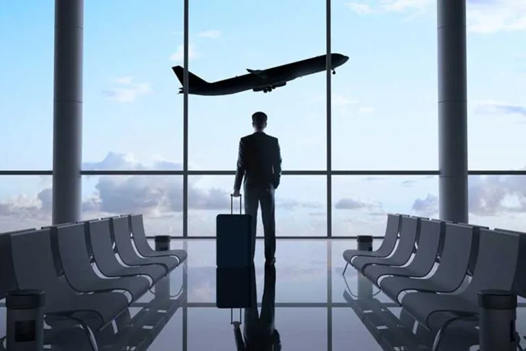 Taxi Rushden to Luton Airport